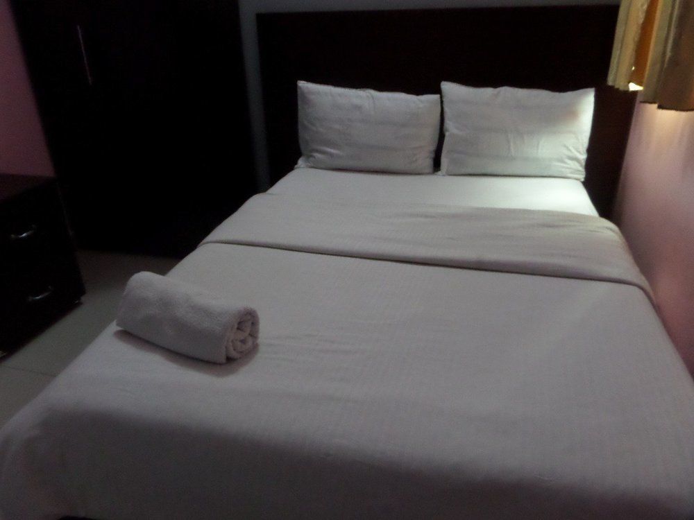 Flamingo Hotel Festac Town Exterior foto