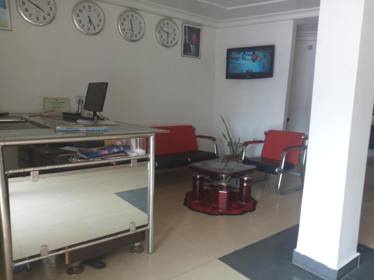Flamingo Hotel Festac Town Exterior foto